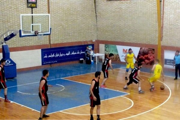 شکست پارسای مشهد در خانه