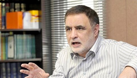 ناصر ایمانی: جنگ اصلاح‌طلبان امکان بازتولید احمدی‌نژاد را می‌دهد