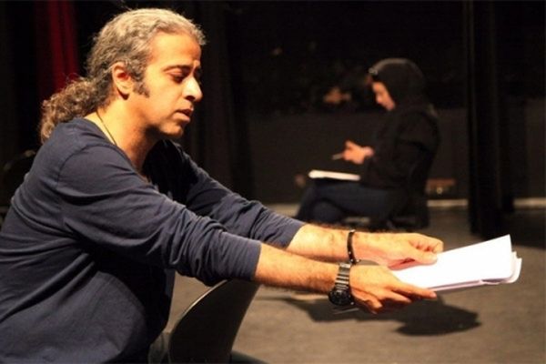 معرفی طراحان هنری نمایش «شیروانی داغ»