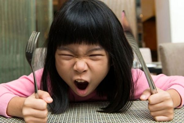 آیا رفتارهای بد فرزندانمان را تشدید می‌کنیم؟