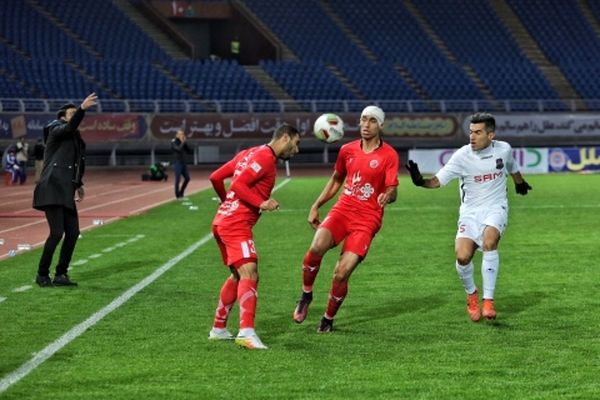 پیروزی پر گل پدیده مقابل نساجی