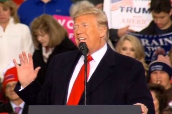 ترامپ: دموکرات‌ها افراطی و مجرم هستند