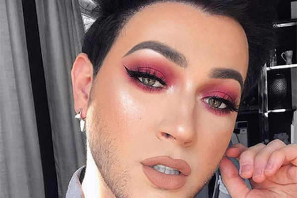 مرد‌هایی که آرایش می‌کنند و به شهرت می‌رسند