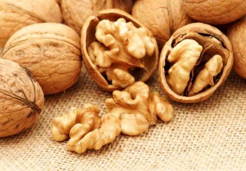 کاهش ۶۰درصدی تولید گردو در کشور