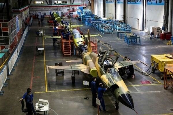 خط تولید انبوه جت جنگنده ایرانی "کوثر" افتتاح شد + عکس