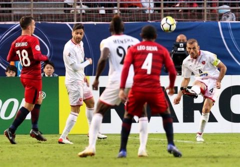 سیدجلال حسینی: سیامک نعمتی ضربه بزرگی به پرسپولیس وارد کرد