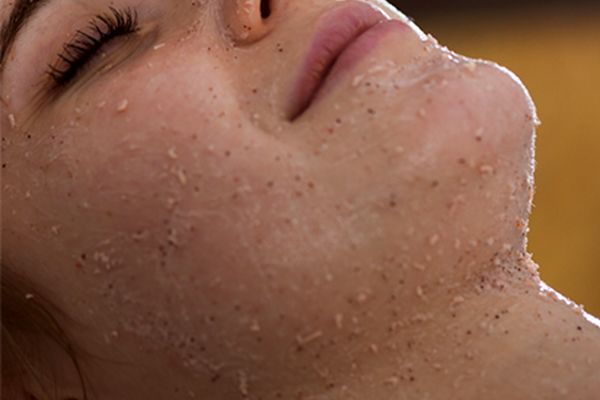 عاداتی که به پوست شما آسیب می‌رساند