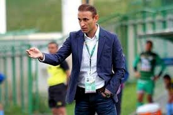 گل‌محمدی: چشمم از جلسه برای پدیده آب نمی‌خورد/ پرسپولیس شایسته قهرمانی است