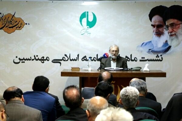 طعنه سنگین لاریجانی به آخوندی