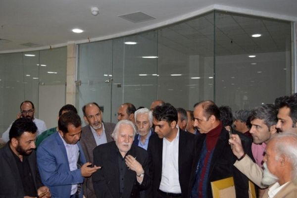 استاد فرشچیان « برج ضامن آهو» را در مشهد افتتاح کرد