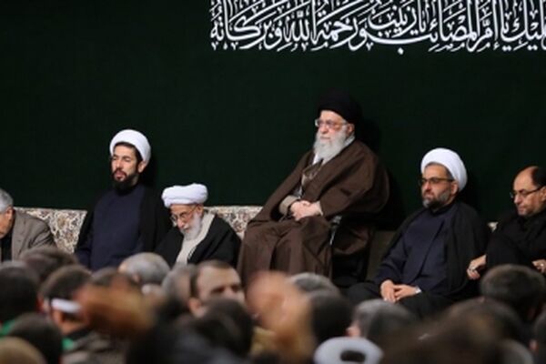 هیأت‌های دانشجویی در محضر رهبر انقلاب به عزاداری اربعین سید الشهدا(ع) پرداختند