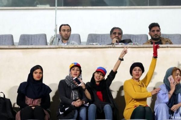 جایگاه ویژه برای بانوان ایرانی در ورزشگاه آزادی