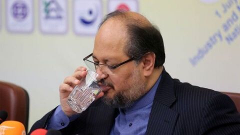 نخستین دستور «شریعتمداری» به وزارت کاری‌ها