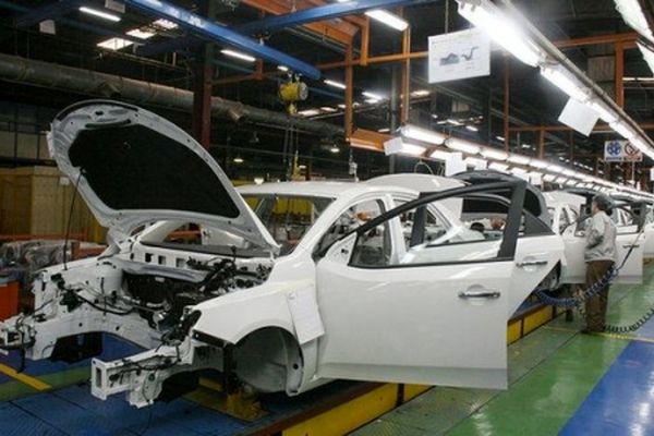 کسری قطعات خودروها همچنان ادامه دارد