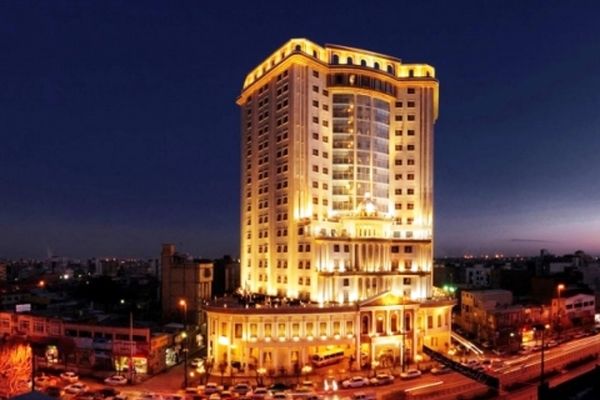 بیشترین هتل ۵ ستاره در پایتخت مذهبی ایران / تهران فقط ۵ هتل ۵ ستاره