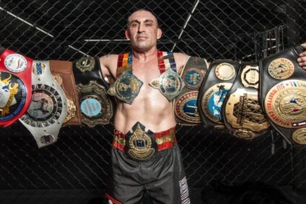 مرگ قهرمان موی‌تای جهان بر اثر ضربات مهلک در رینگ + عکس