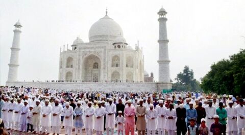 هند برگزاری نماز جماعت در تاج محل را ممنوع کرد