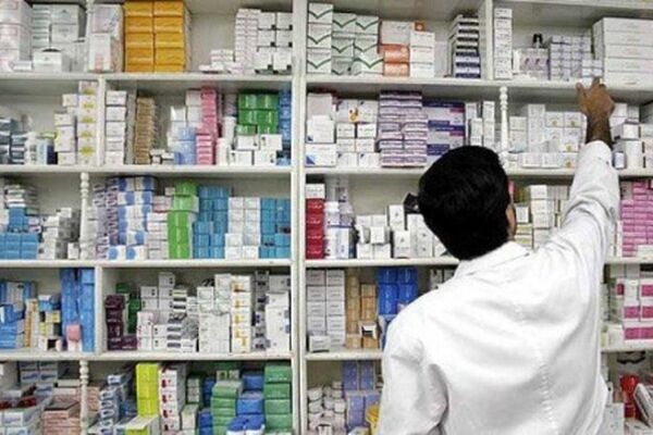 هیچ دارویی از پوشش بیمه سلامت خارج نشده است