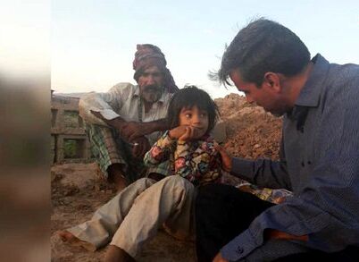 زندگی دردناک دختر ۶ ساله در گاوداری متروکه!