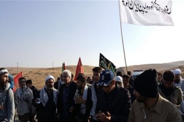 600 نفر از دانشجویان کشور پای پیاده عازم مشهد هستند