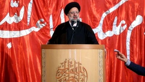 تولیت آستان قدس رضوی: دشمن با جنگ اقتصادی، رسانه‌ای و روانی سراغ ملت ایران آمده است
