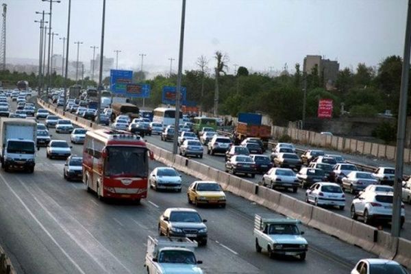 ترافیک پرحجم در مسیرهای ورودی و خروجی مشهد