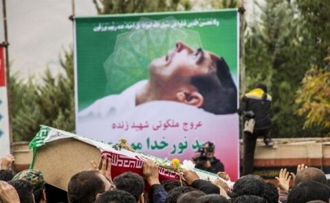بدرقه تا بهشت؛ وداع باشکوه هزاران لرستانی با «سید نور خدا»+ تصاویر