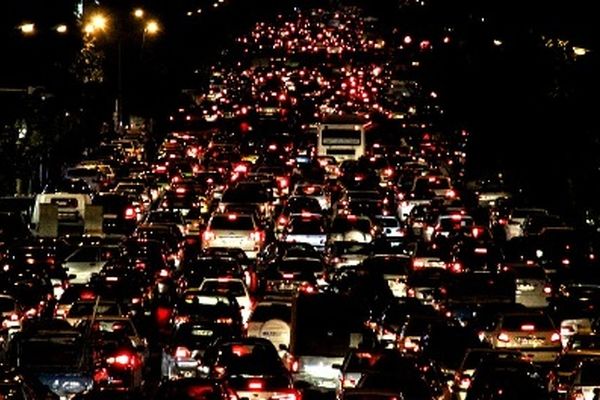 ترافیک در خروجی های مشهد پرحجم است