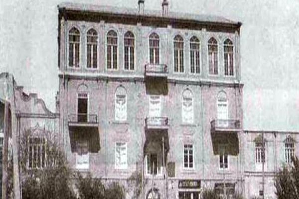 سرگذشت ساختمان چهارطبقه مشهد/ می دانید ساختمان چهارطبقه الان کجاست؟