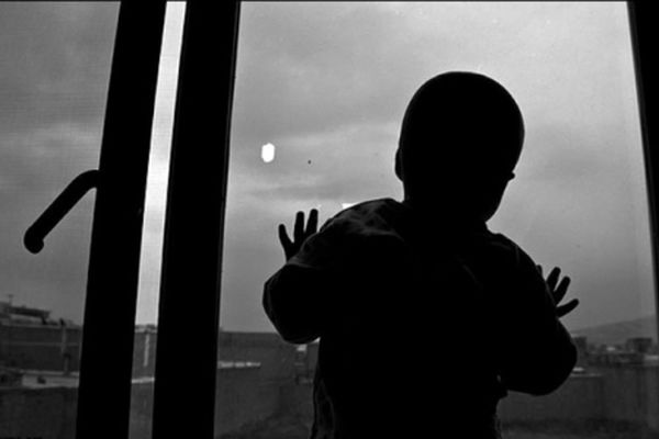 یک میلیون کودک بی‌هویت در کشور داریم