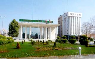 یک جابه‌جایی کاملا شرقی