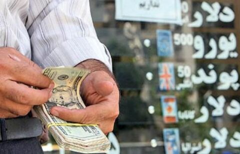 سقوط دلار در مشهد/مبادله با نرخ۱۲۵۰۰