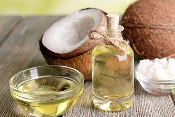 ۱۰ خاصیت فوق العاده روغن نارگیل برای پوست، مو و زیبایی