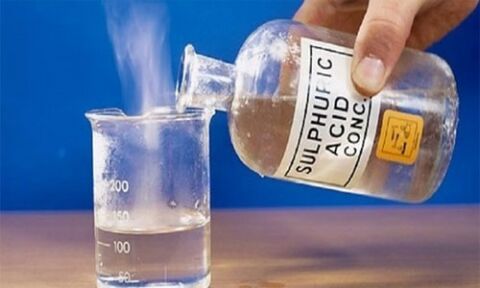 مرگ دردناک با نوشیدن اسید