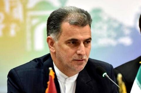 دبیر سفارت انگلیس در ایران به مشهد سفر کرد