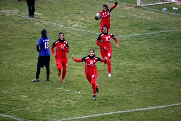 آغاز لیگ برتر فوتبال بانوان از ۱۶ آذر