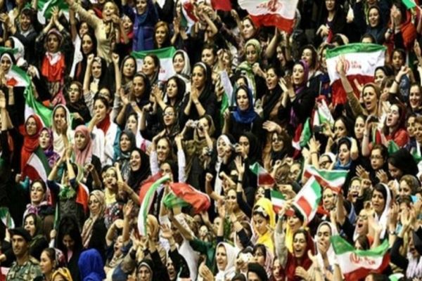 مردم در مورد حضور بانوان در ورزشگاه چه گفتند؟