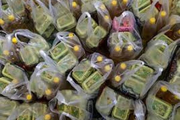 اولین بسته حمایتی دولت بصورت نقدی است