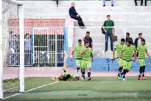 انحلال تیم دسته‌سومی پاس مشهد