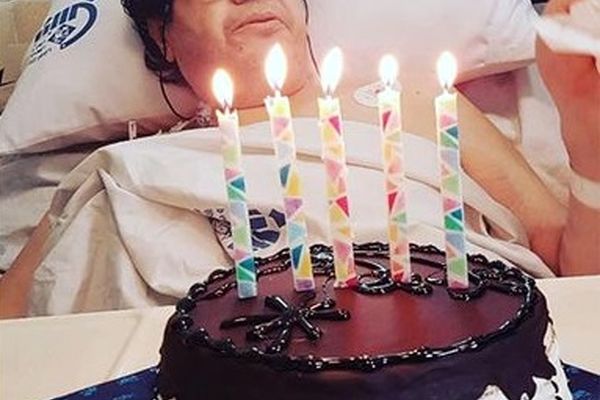 جشن تولد احمدرضا دالوند در بیمارستان