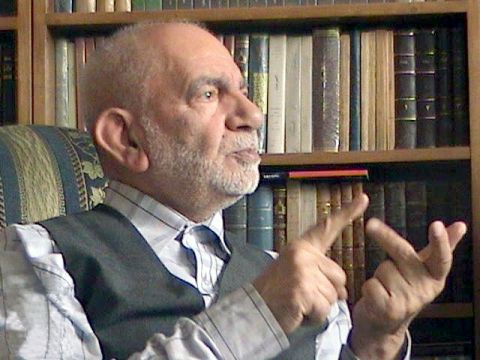 یک استاد ادبیات: داستان‌های مولوی حاوی بن‌مایه قرآنی است