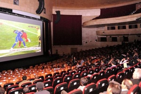 همه سینما‌ها فوتبال پخش می‌کنند!