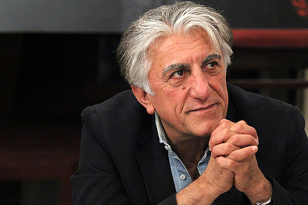 رضا کیانیان به سیم آخر زد