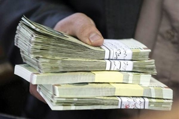 نماینده مجلس: حقوق‌های بالای ۵ میلیون تومان هم سال بعد افزایش می‌یابد