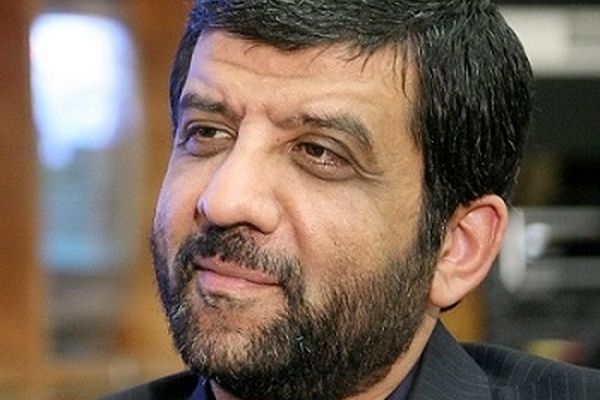 پست اینستاگرامی ضرغامی درباره اعطای خادمی امام رضا (ع) به مسئولان