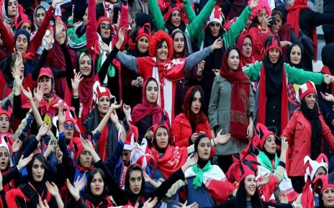 ورود بانوان به ورزشگاه ها آزاد می شود