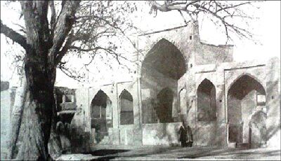 از تخریب و انتقال استخوان‌ها تا شلغم کاری در مقبره نادرشاه