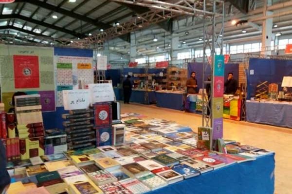 مخاطبان نمایشگاه کتاب، دید جامعی به انتخاب کتاب‌ها دارند