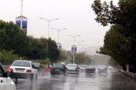 مراقب مه‌گرفتگی، بارندگی و لغزندگی در جاده ها باشید