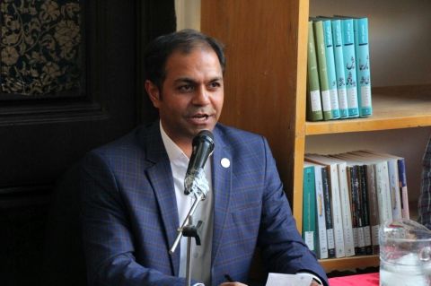 نتیجه شکایت دو عضو شورای شهر از شاعر مشهدی به کجا رسید؟